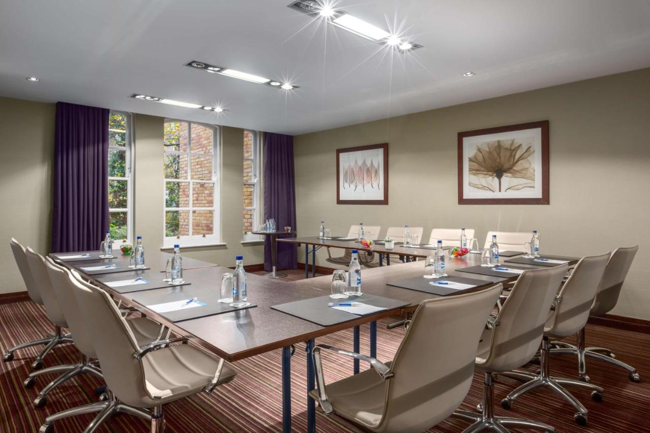 Nh London Kensington Hotel Bagian luar foto