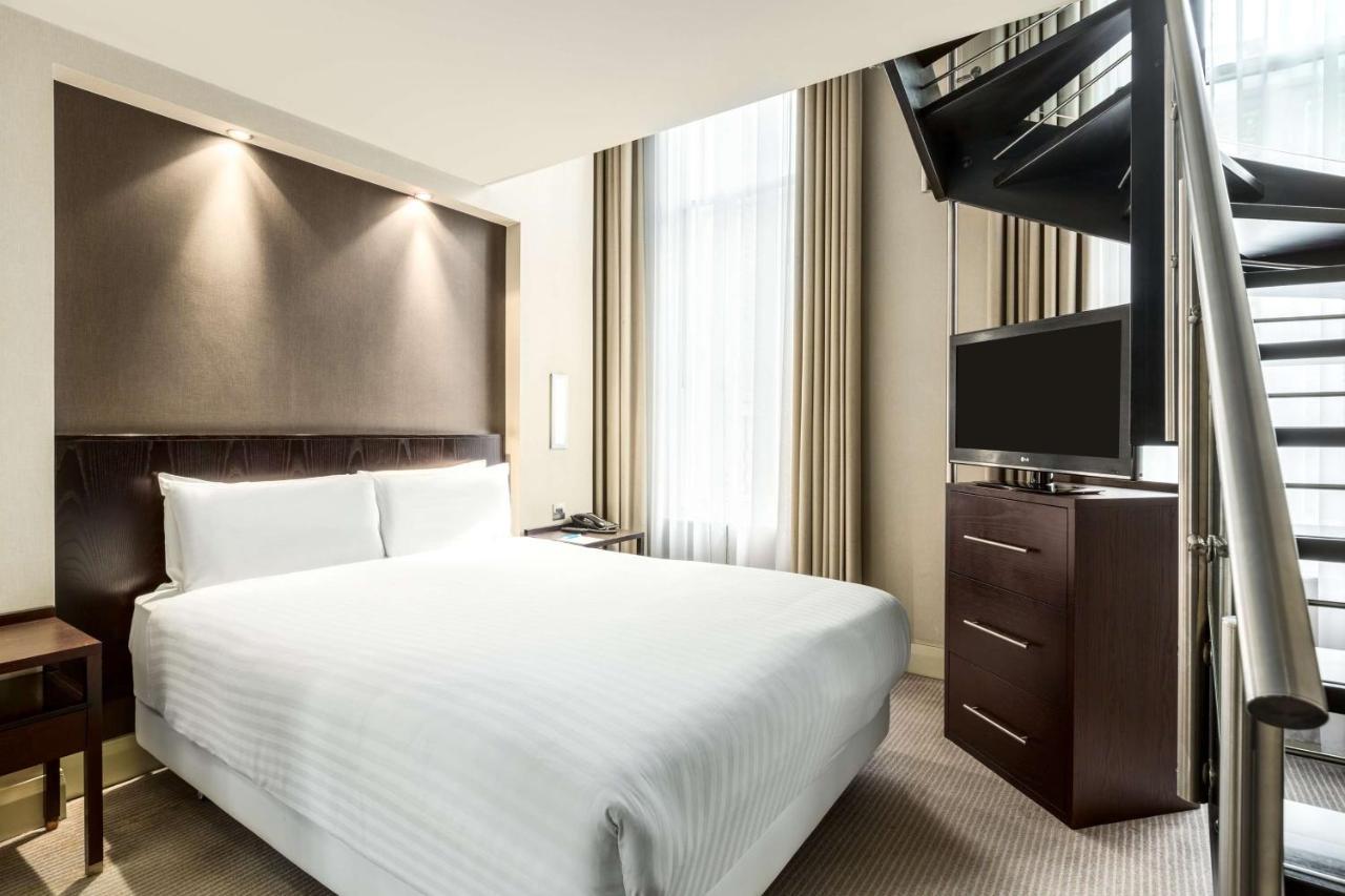 Nh London Kensington Hotel Bagian luar foto
