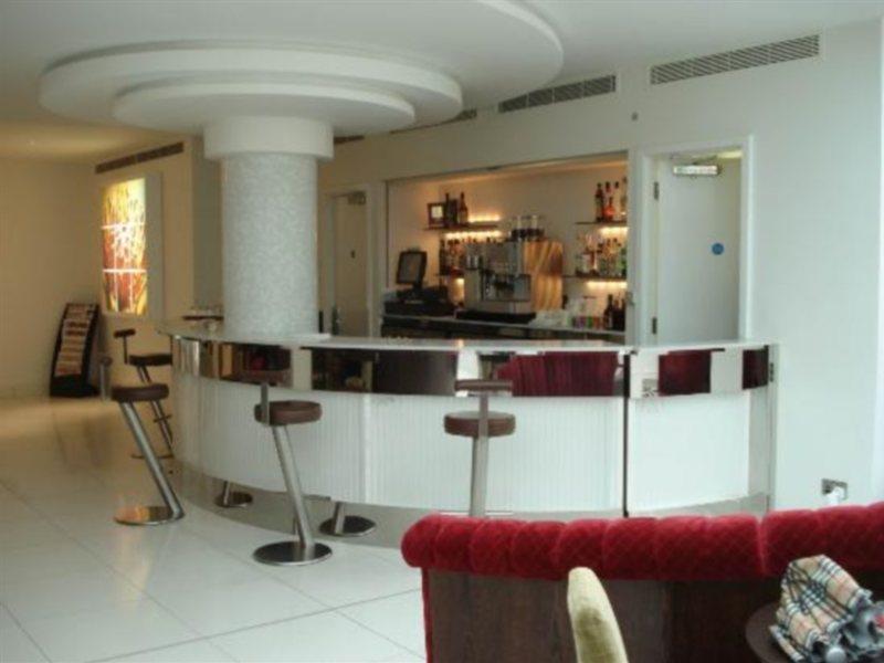 Nh London Kensington Hotel Bagian luar foto